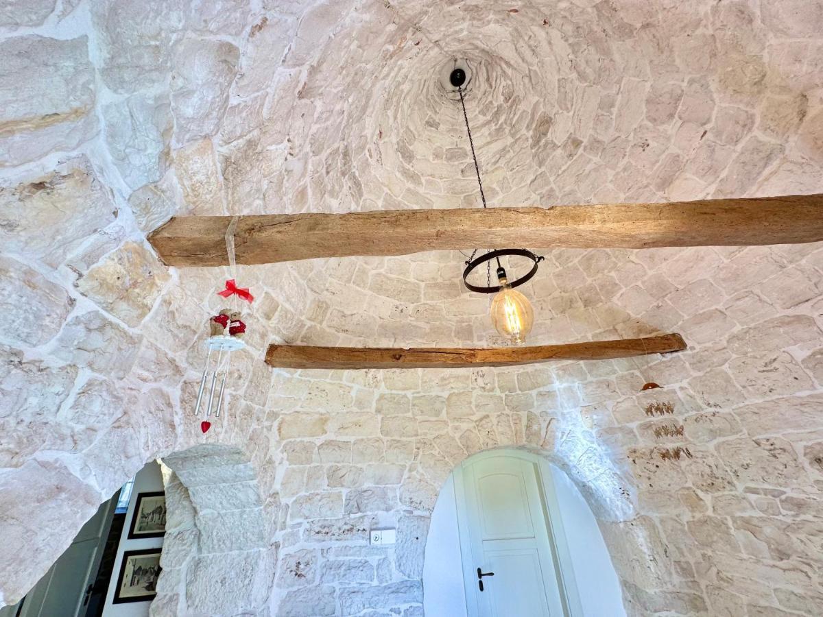 فيلا Trullo Il Carrubo ألبيروبيللو المظهر الخارجي الصورة