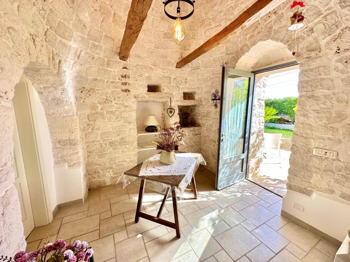 فيلا Trullo Il Carrubo ألبيروبيللو المظهر الخارجي الصورة